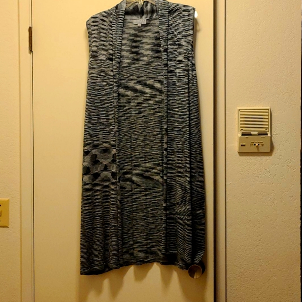 Long flowing casual vest